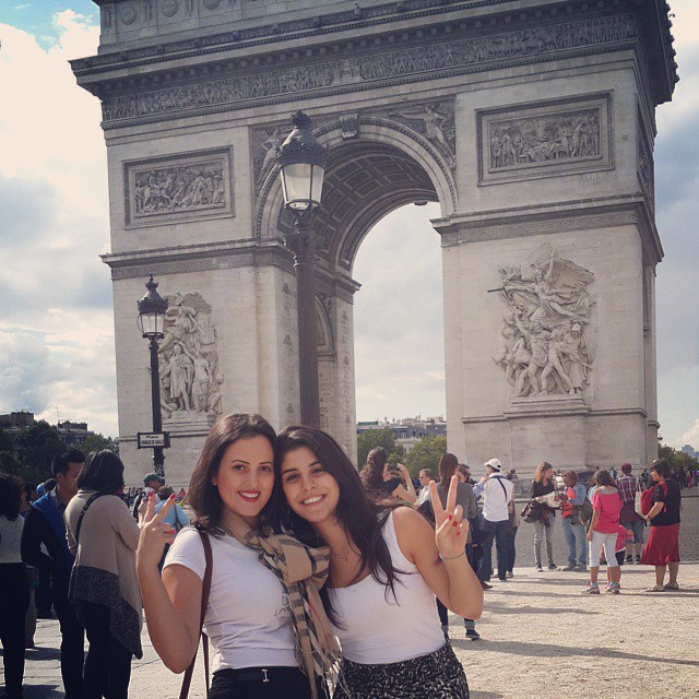 וסעות רימון טיולים בפאריס